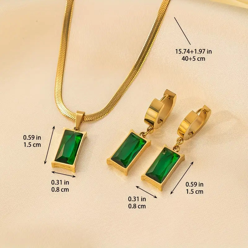 Elegant Sculpted Gold Jewelry Set