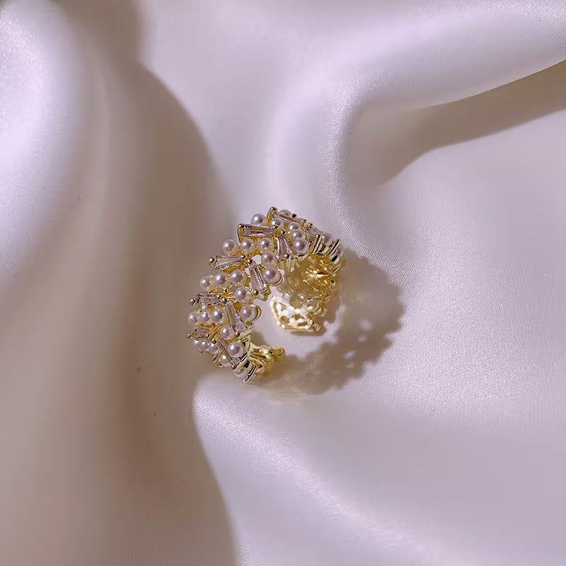 Premium Pearl Leaf Ring