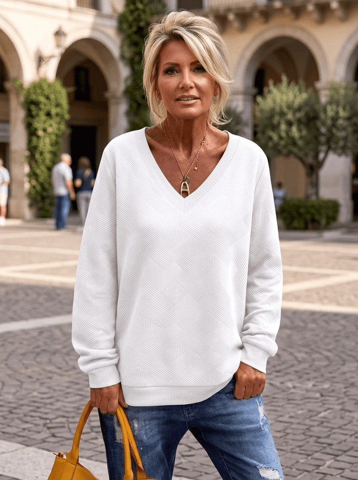 Isla | V-Neck Everyday Sweatshirt