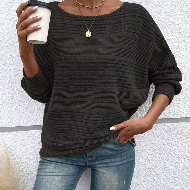 Daisy | Everyday Round Neck Tee
