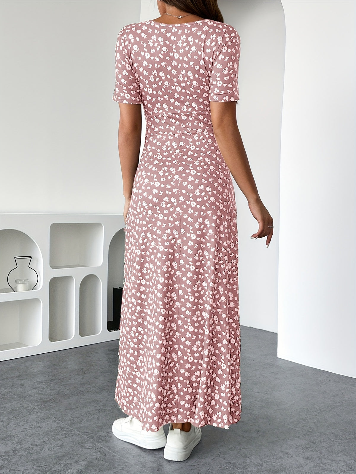 Rosalie | Floral V-Neck Summer Dress