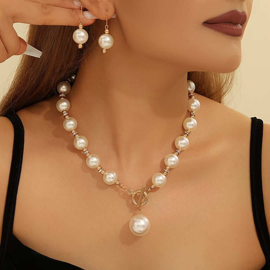 Chunky Pearl Necklace Set