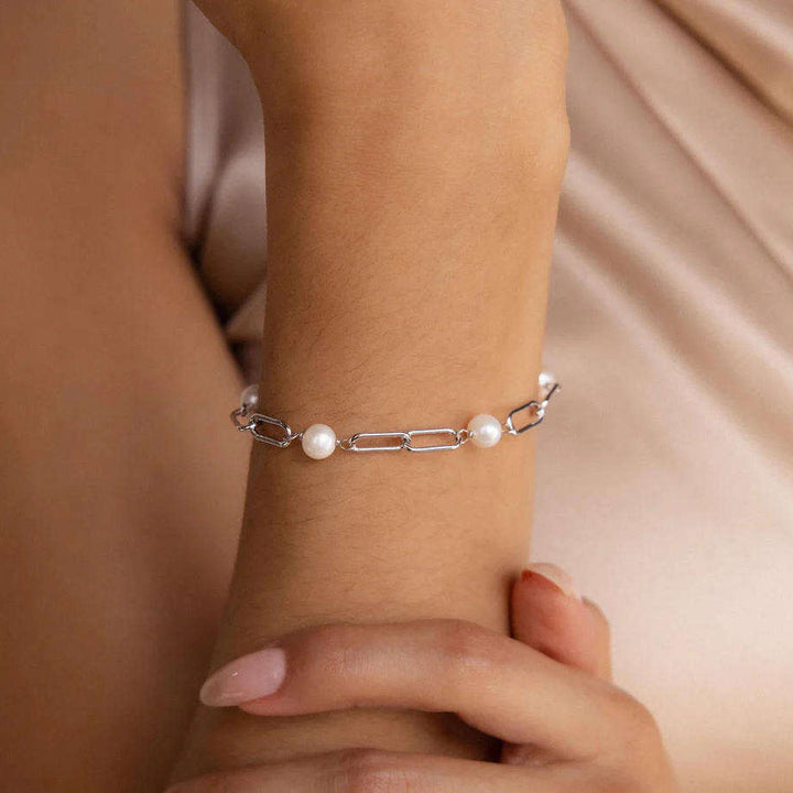Timeless Pearl Chain Bracelet