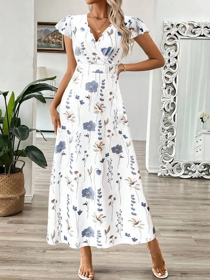 Ivy | Leaf Print Cinched-Waist Maxi Dress