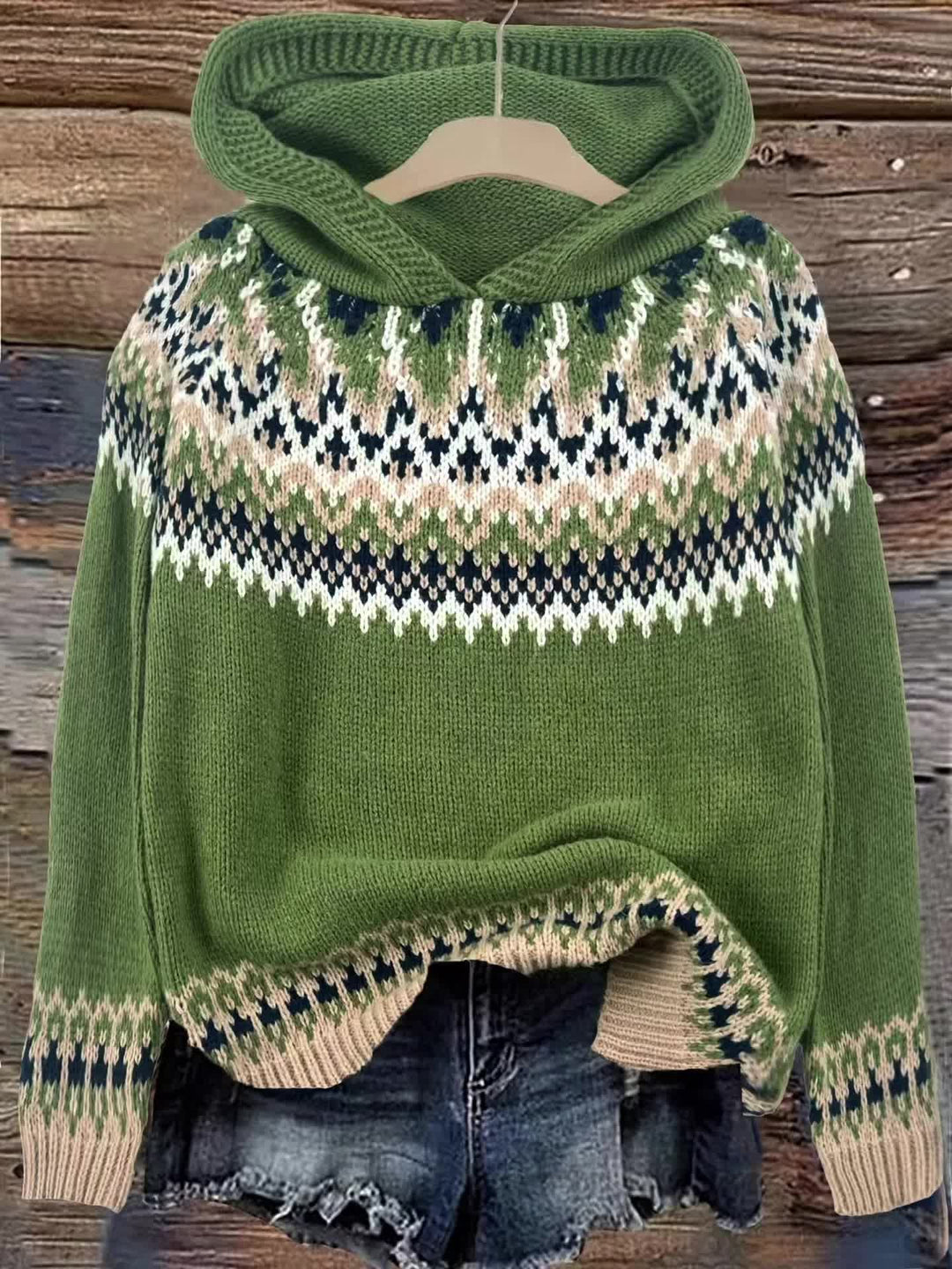 Nova | Chunky Snow-Print Hooded Sweatshirt