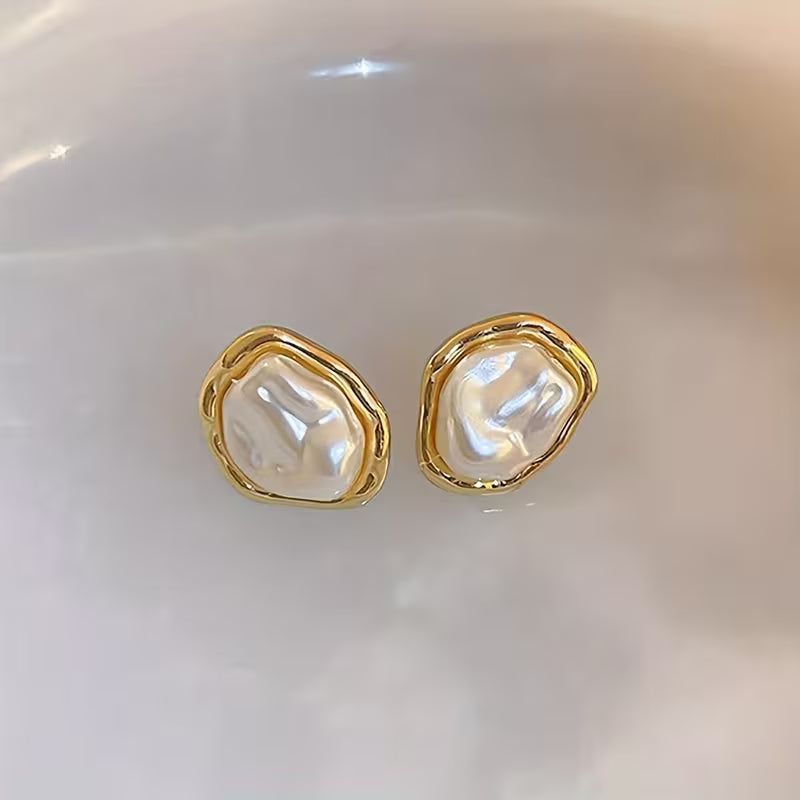 Exquisite Pearl Beauty Earrings