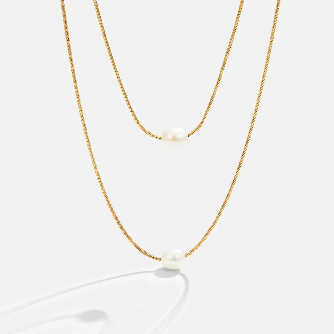 Sophisticated Layered Pearl Necklace