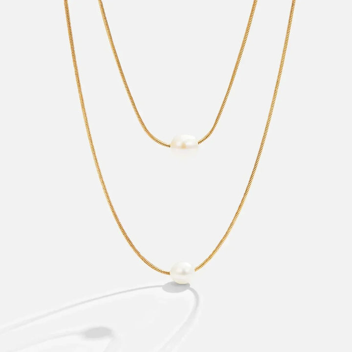 Sophisticated Layered Pearl Necklace